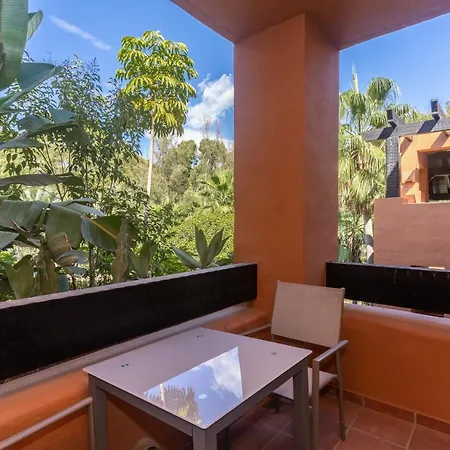 Ξενοδοχείο Alminar De Μαρμπέλλα