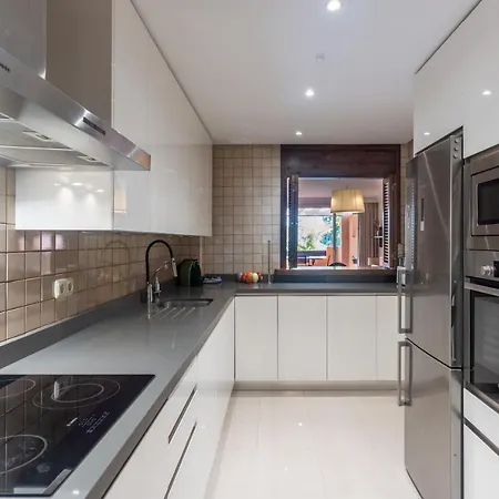 Alminar De Ξενοδοχείο