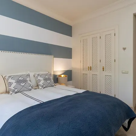 Alminar De Ξενοδοχείο *